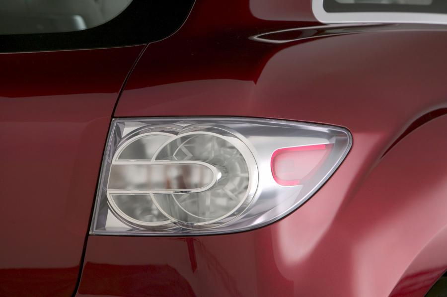  Mazda MX Crossport Concept 2005 года  (фото 47 из 59)
